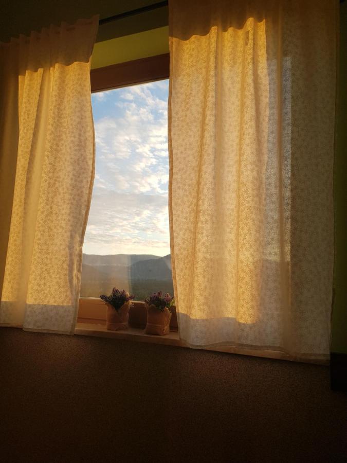 Accommodation "Old Town Dreznik" Раковица Екстериор снимка