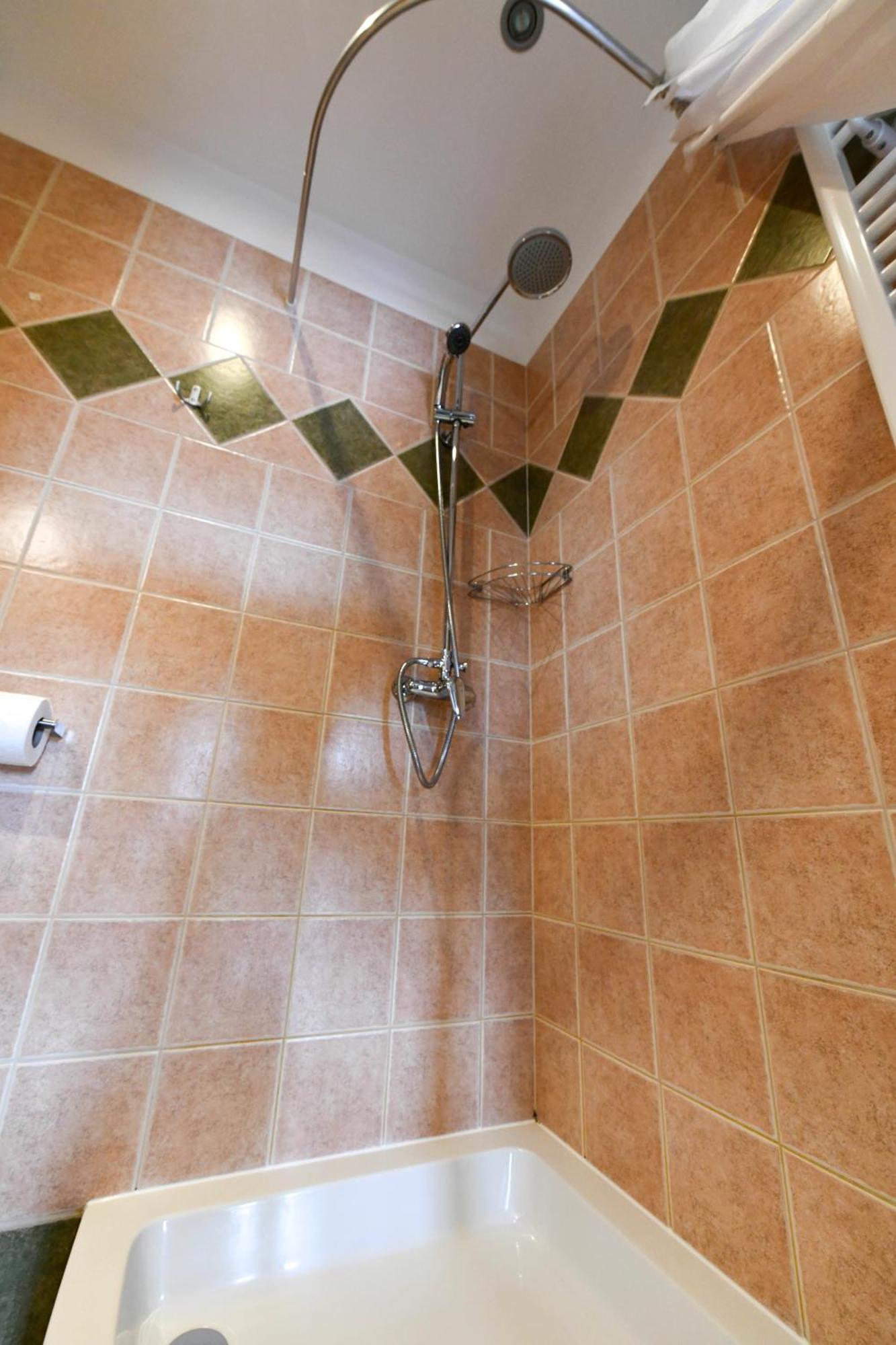Accommodation "Old Town Dreznik" Раковица Екстериор снимка